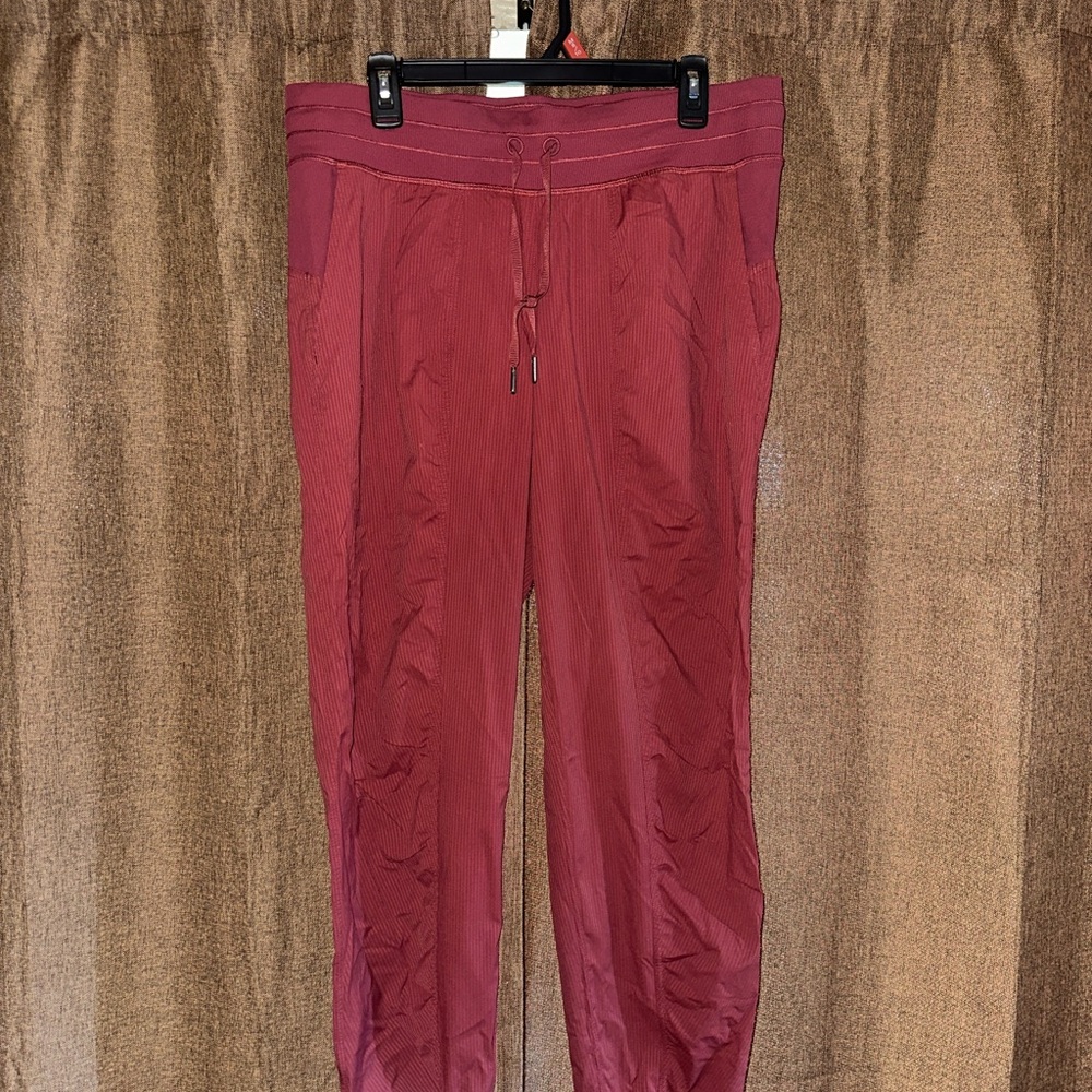 Lululemon Athletica Maroon Activewear